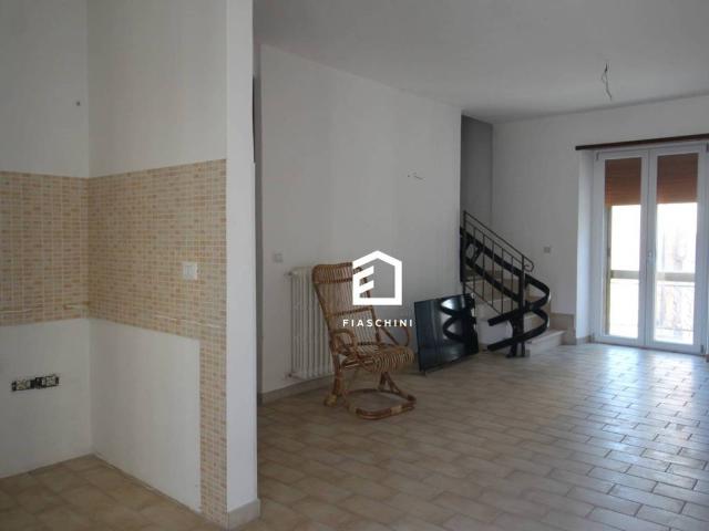 Villa Indipendente in vendita a Giove, Umbria