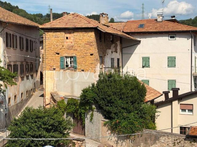 Villa Indipendente in vendita a Comunità della Valle di Cembra, Giovo
