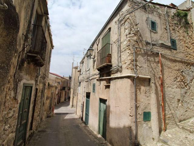Villa Indipendente in vendita a Giuliana, Sicilia