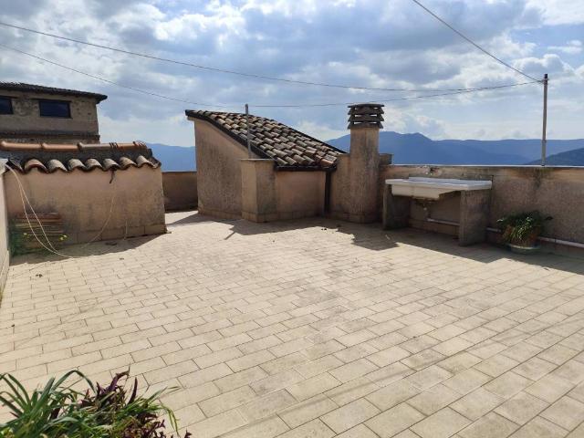 Villa Indipendente in vendita a Giuliano Di Roma, Lazio