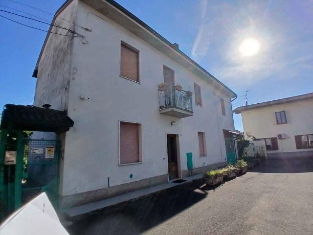 Villa Indipendente in vendita a Giussago, Lombardia