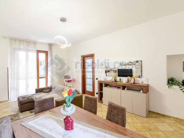 Villa Indipendente in vendita a Robbiano, Giussano