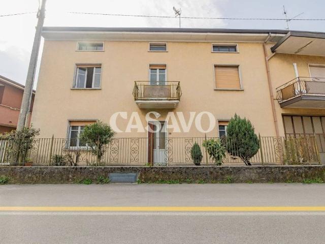 Villa Indipendente in vendita a Giussano, Lombardia