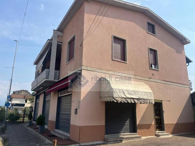 Villa Indipendente in vendita a Birone, Giussano