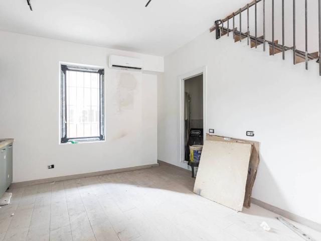 Villa Indipendente in vendita a Giussano, Lombardia