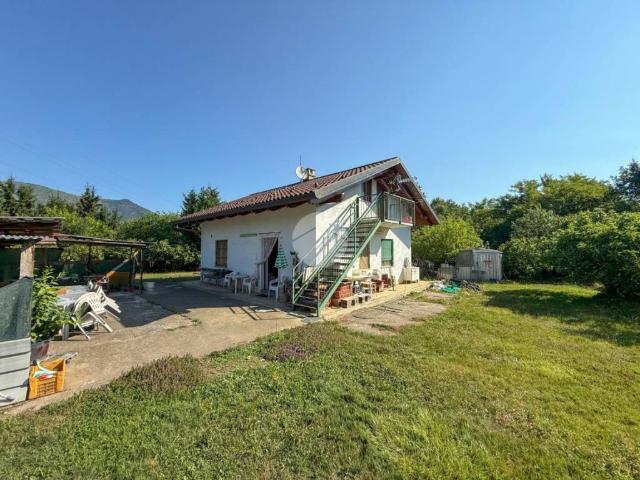Villa Indipendente in vendita a Unione Montana di Comuni delle Valli di Lanzo, Ceronda e Casternone, Piemonte