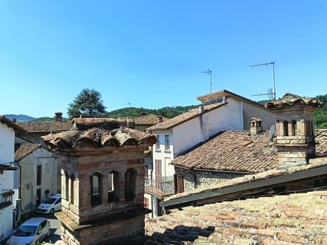 Villa Indipendente in vendita a Godiasco Salice Terme, Godiasco