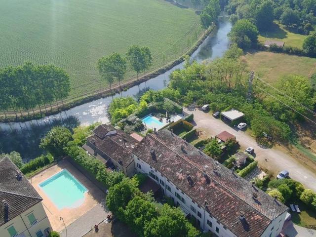 Villa Indipendente in vendita a Goito, Lombardia