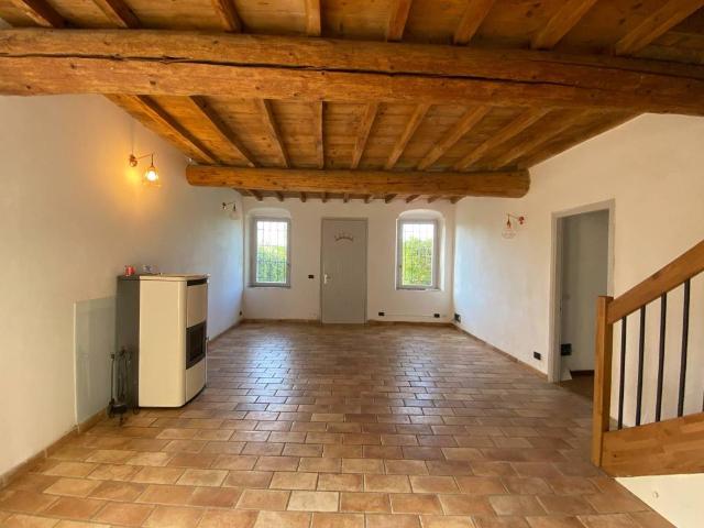 Villa Indipendente in vendita a Goito, Lombardia