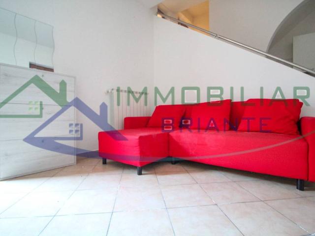 Villa Indipendente in vendita a Golasecca, Varese