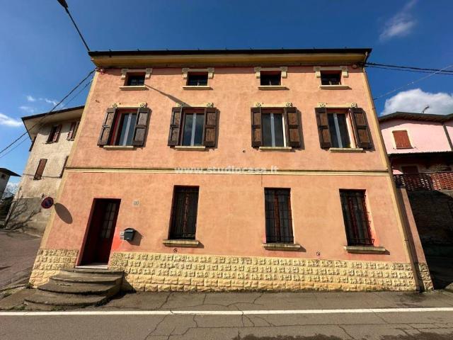 Villa Indipendente in vendita a Gombito, Lombardia