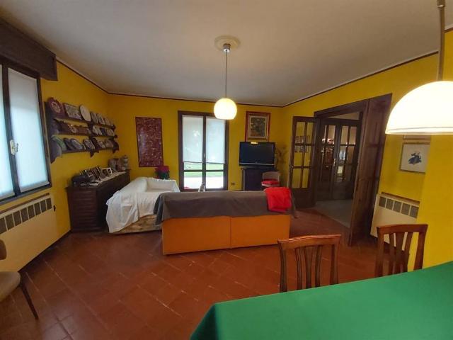 Villa Indipendente in vendita a Bondeno Di Gonzaga, Lombardia