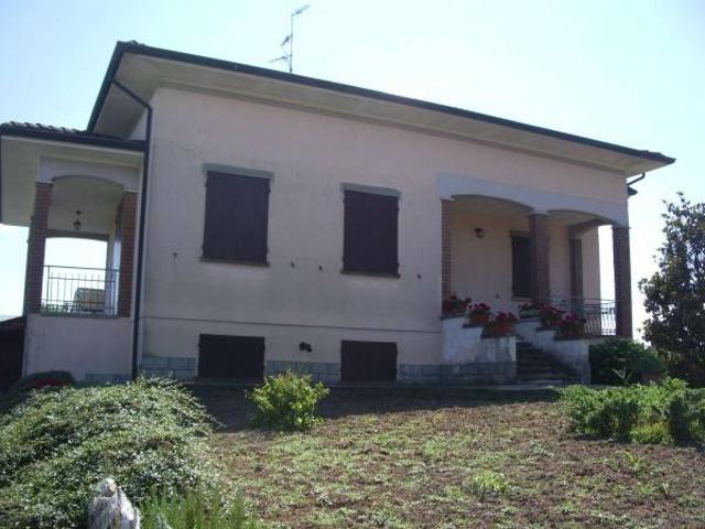 Villa Indipendente in vendita a Bondeno Di Gonzaga, Lombardia