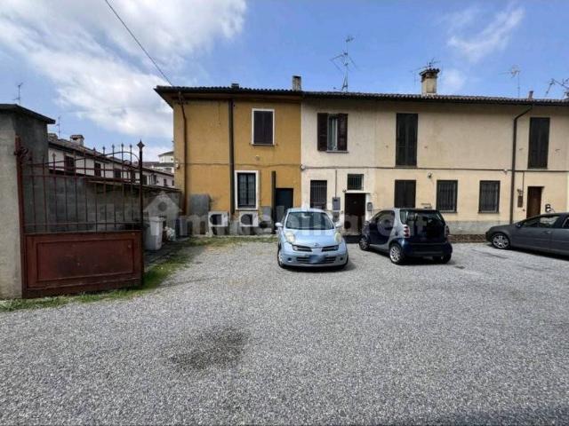 Villa Indipendente in vendita a Gorgonzola, Lombardia