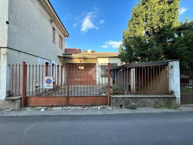 Villa Indipendente in vendita a Gorgonzola, Milano