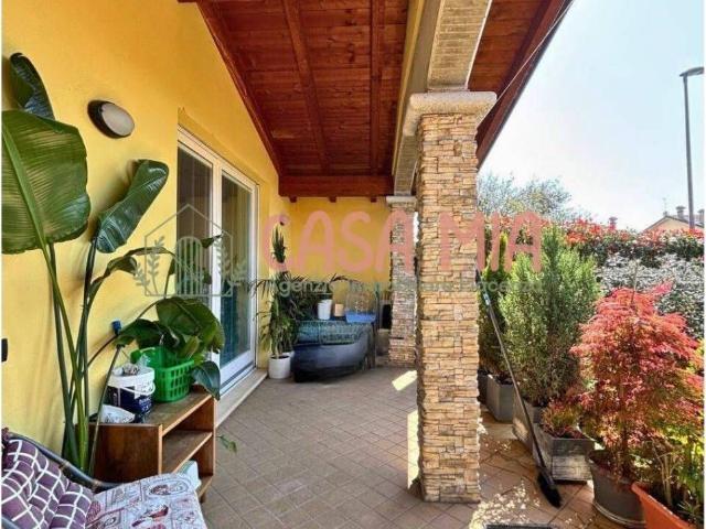 Villa Indipendente in vendita a Gossolengo, Reggio Emilia