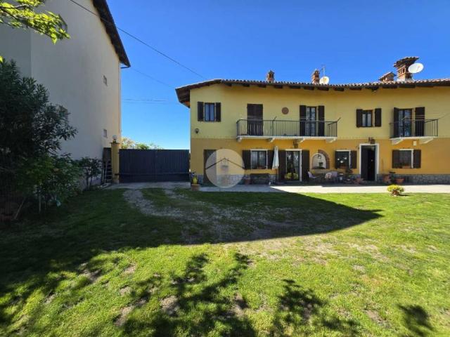 Villa Indipendente in vendita a Trinità, Govone