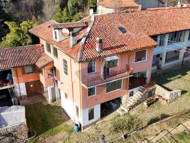 Villa Indipendente in vendita a Piemonte, Biella