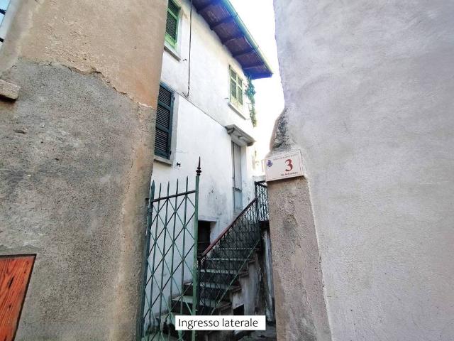 Villa Indipendente in vendita a Grandola Ed Uniti, Lombardia