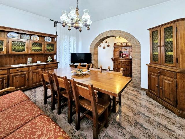 Villa Indipendente in vendita a Granze, Veneto