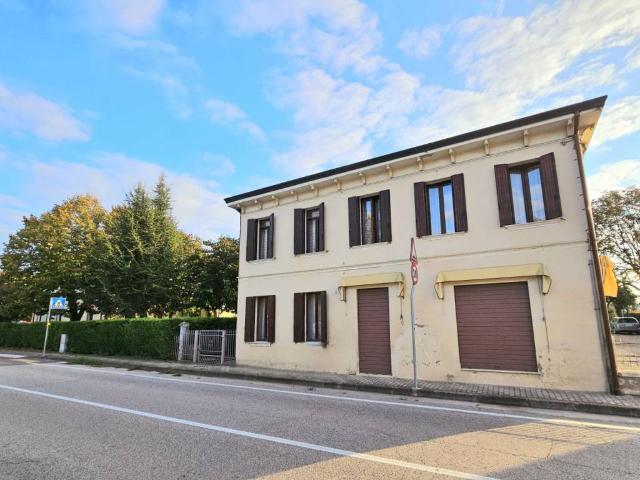 Villa Indipendente in vendita a Granze, Veneto
