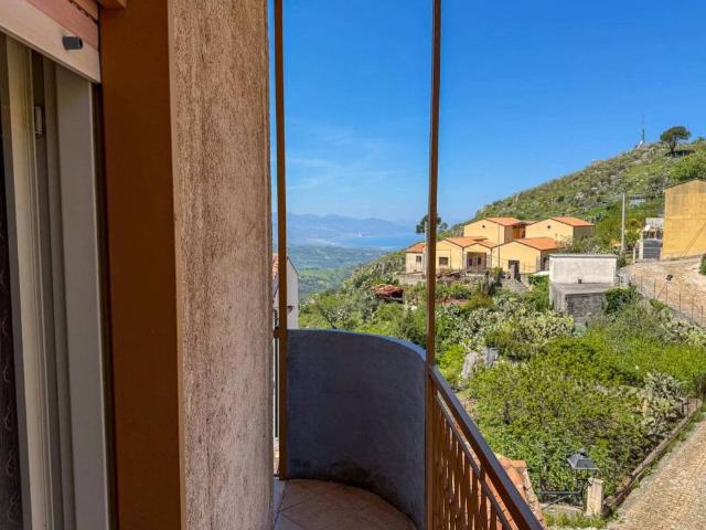 Villa Indipendente in vendita a Gratteri, Sicilia