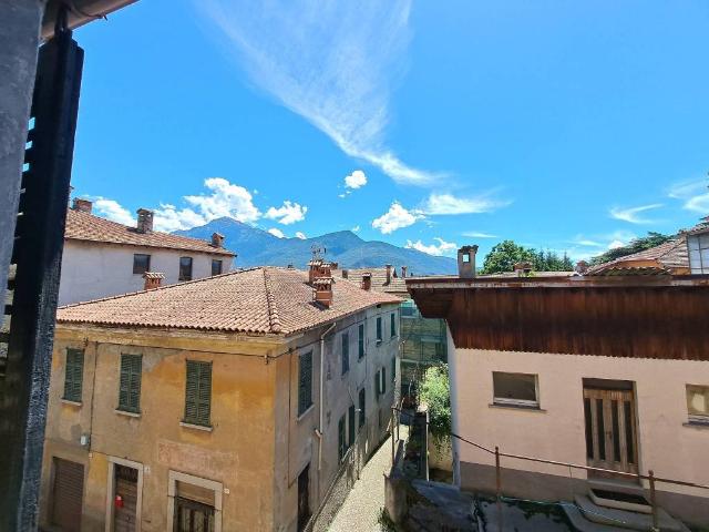 Villa Indipendente in vendita a Gravedona ed Uniti, Gravedona
