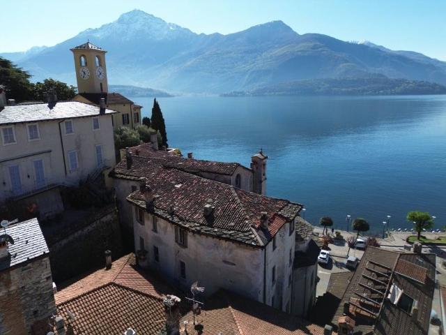 Villa Indipendente in vendita a Gravedona ed Uniti, Gravedona
