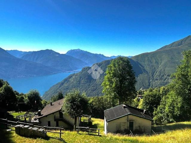 Villa Indipendente in vendita a Gravedona ed Uniti, Germasino