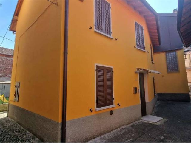 Villa Indipendente in vendita a Santa Maria, Piemonte
