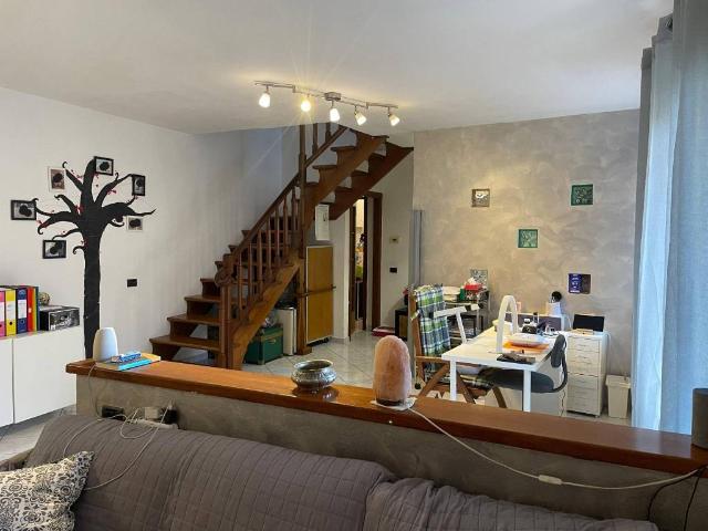 Villa Indipendente in vendita a Pedemonte, Piemonte