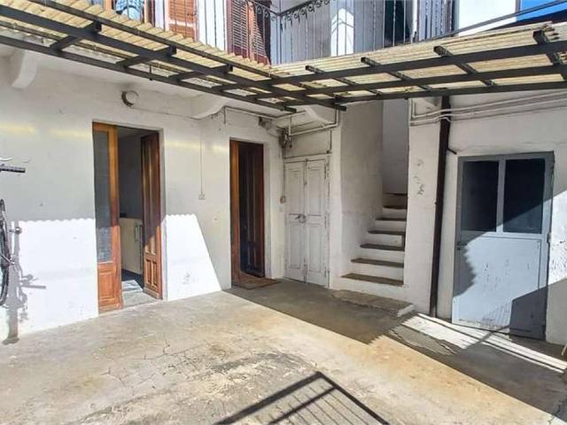 Villa Indipendente in vendita a Pedemonte, Piemonte