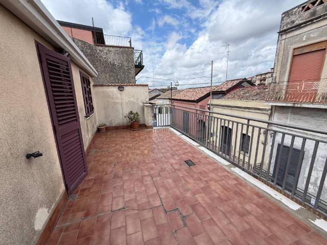 Villa Indipendente in vendita a Gravina Di Catania, Sicilia