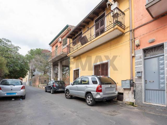 Villa Indipendente in vendita a Gravina Di Catania, Sicilia