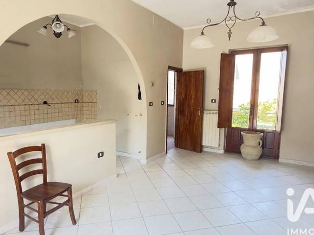 Villa Indipendente in vendita a Grazzanise, Campania