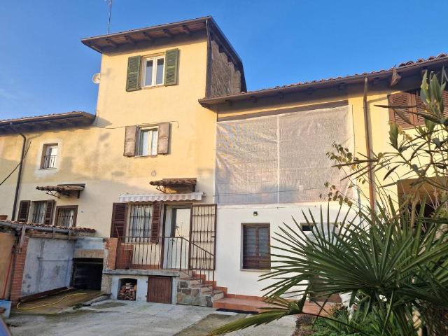 Villa Indipendente in vendita a Piemonte, Asti