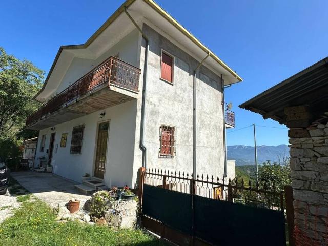 Villa Indipendente in vendita a Greccio, Lazio