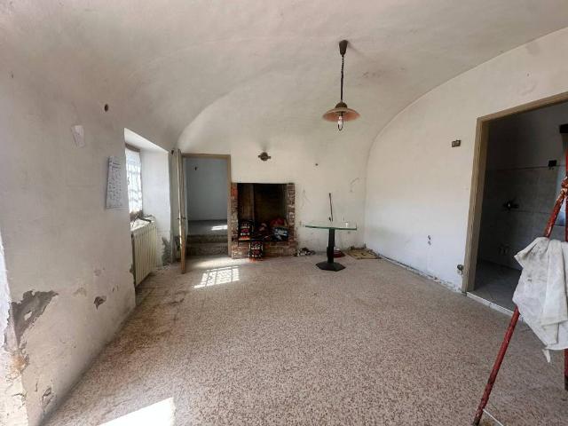 Villa Indipendente in vendita a Piemonte, Vercelli