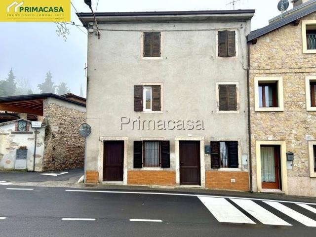 Villa Indipendente in vendita a Romagnano, Grezzana