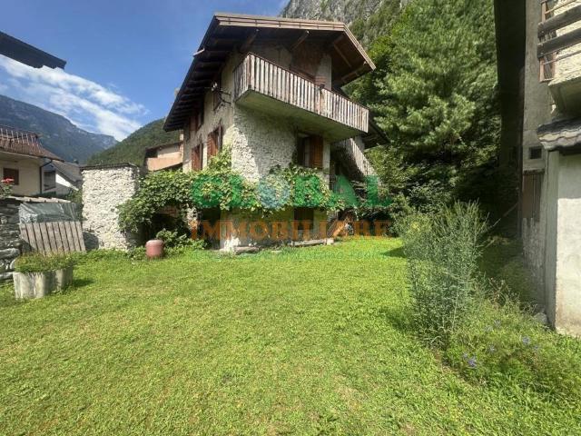 Villa Indipendente in vendita a Comunità Valsugana e Tesino, Grigno