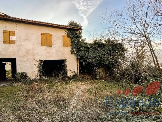 Villa Indipendente in vendita a Unione dell'Appennino Bolognese, Grizzana Morandi