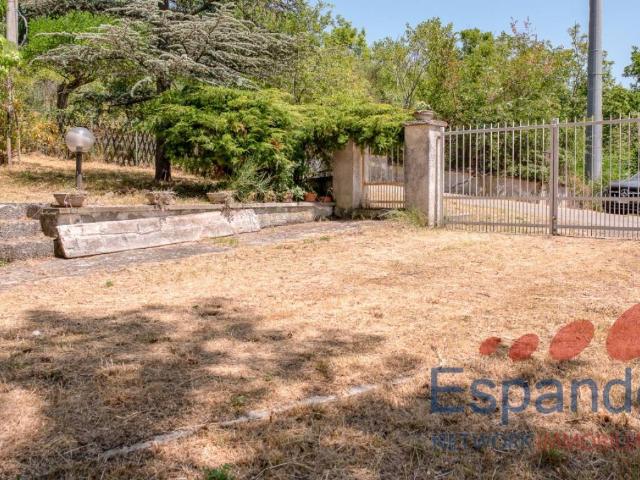 Villa Indipendente in vendita a Unione dell'Appennino Bolognese, Grizzana Morandi