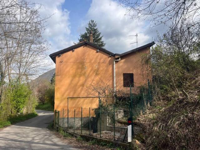 Villa Indipendente in vendita a Unione dell'Appennino Bolognese, Grizzana Morandi