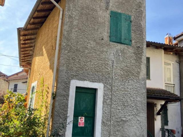 Villa Indipendente in vendita a Piemonte, Alessandria