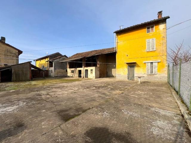Villa Indipendente in vendita a Gropello Cairoli, Lombardia