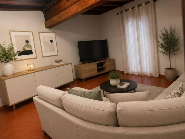 Villa Indipendente in vendita a Gropello Cairoli, Lombardia