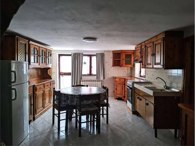 Villa Indipendente in vendita a Gropparello, Reggio Emilia