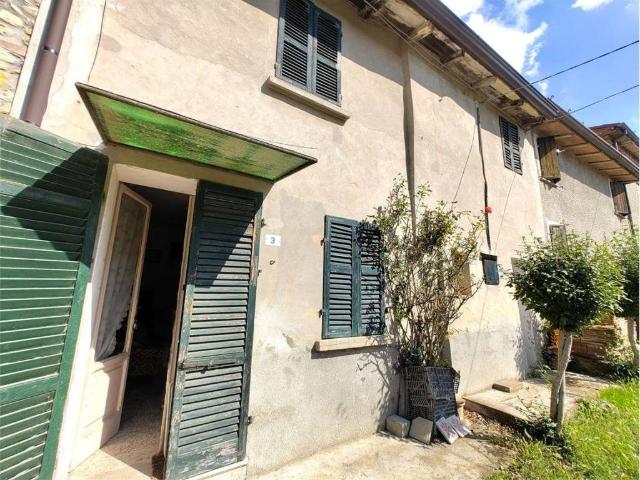 Villa Indipendente in vendita a Gropparello, Reggio Emilia