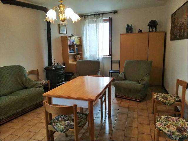 Villa Indipendente in vendita a Gropparello, Reggio Emilia