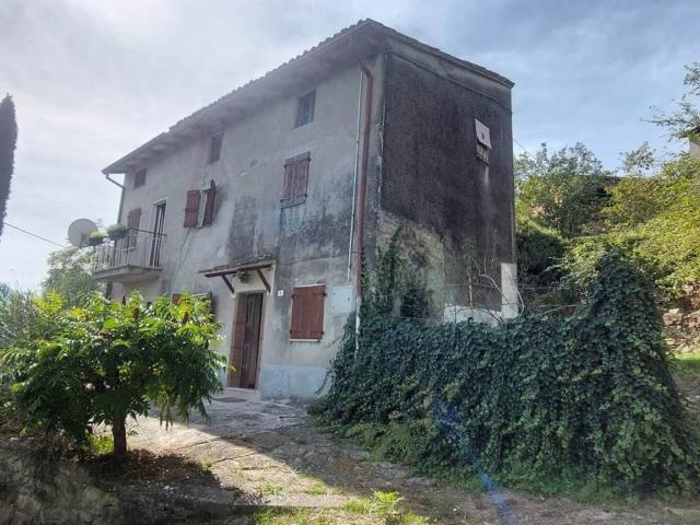 Villa Indipendente in vendita a Mistà, Gropparello